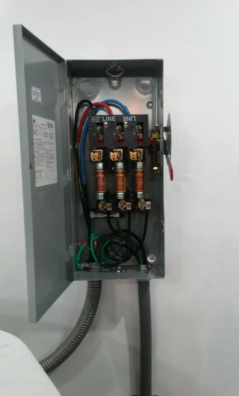Three-phase disconnect switch installed for Electrical Wiring & Rewiring in Orangevale